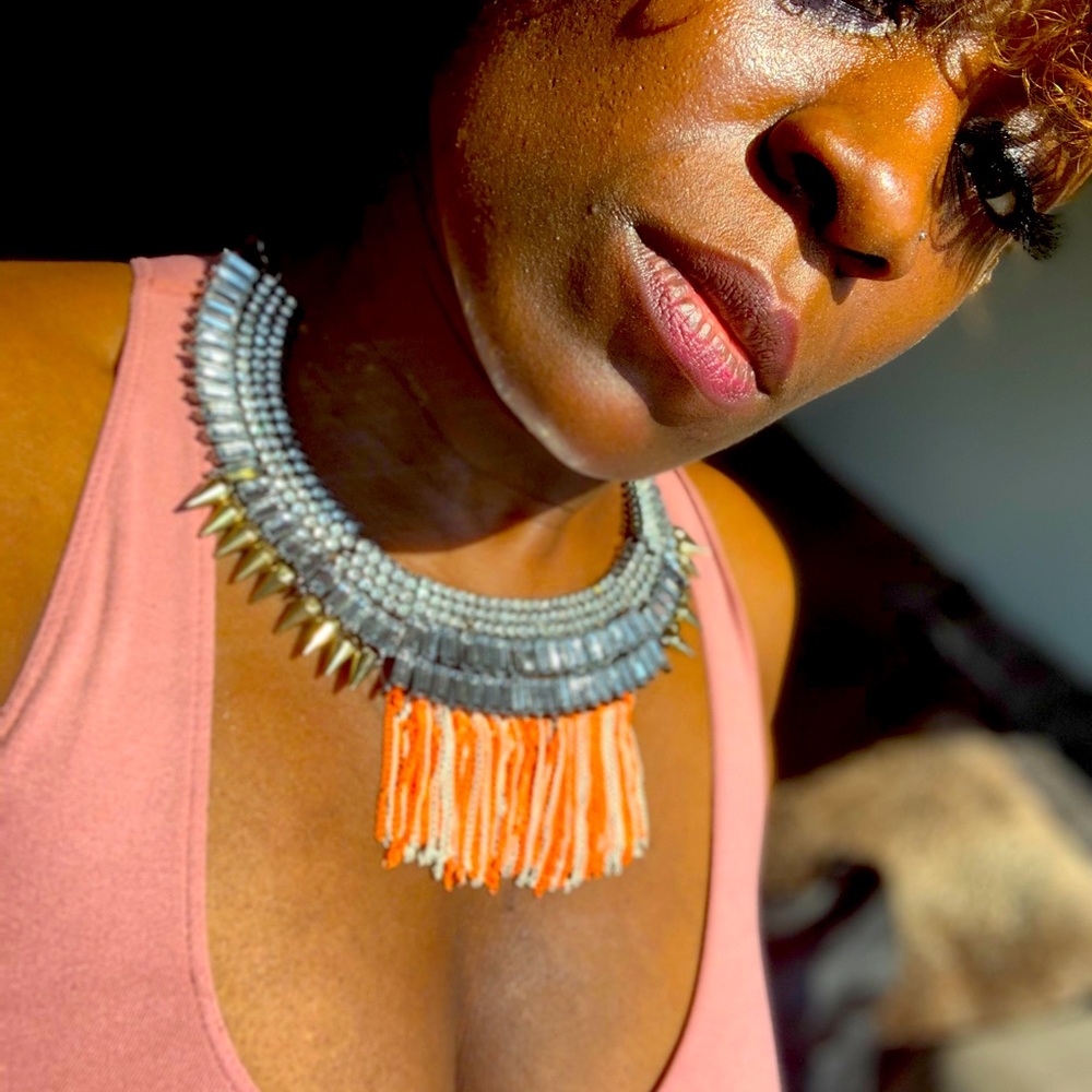 🌟 Beautiful Necklace w/ Earrings 🌟